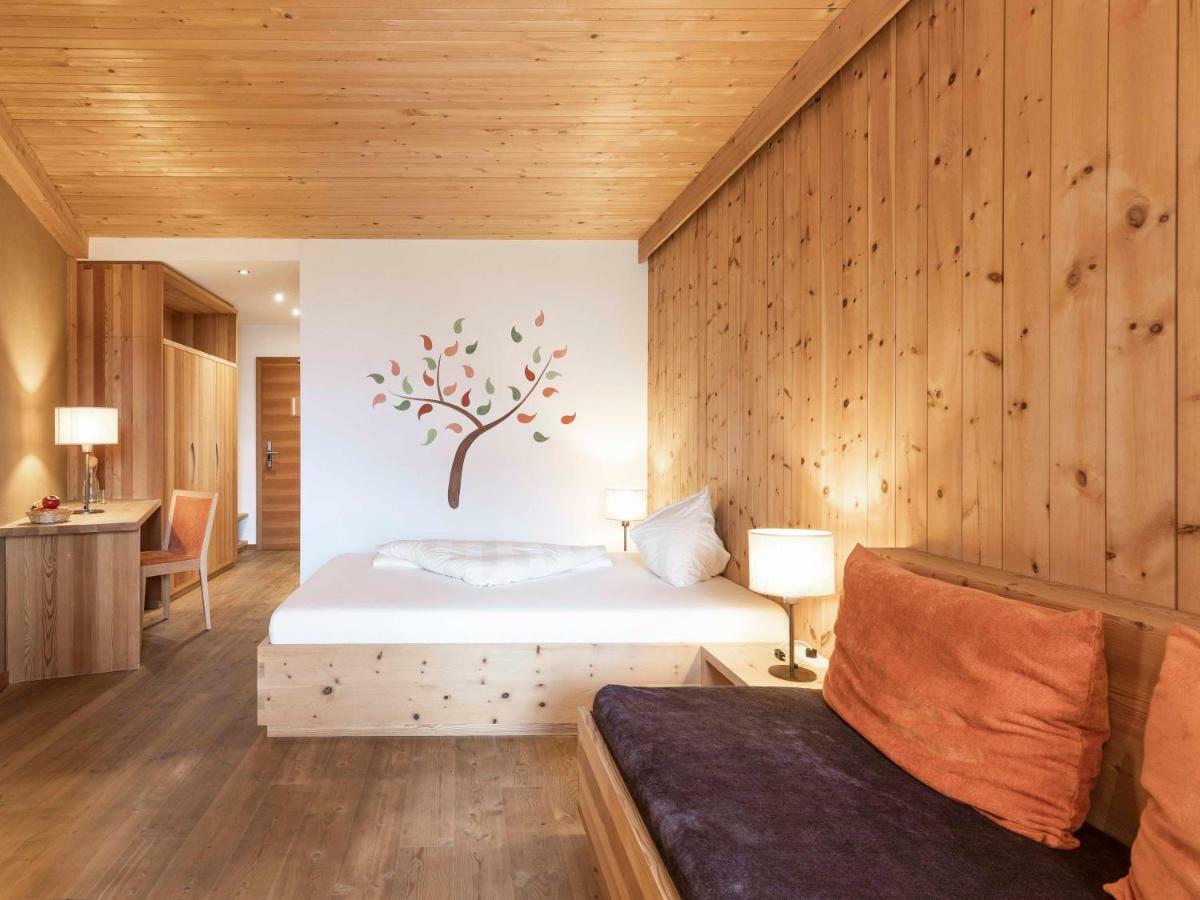 Biohotel Theiner'S Garten Lana Zewnętrze zdjęcie