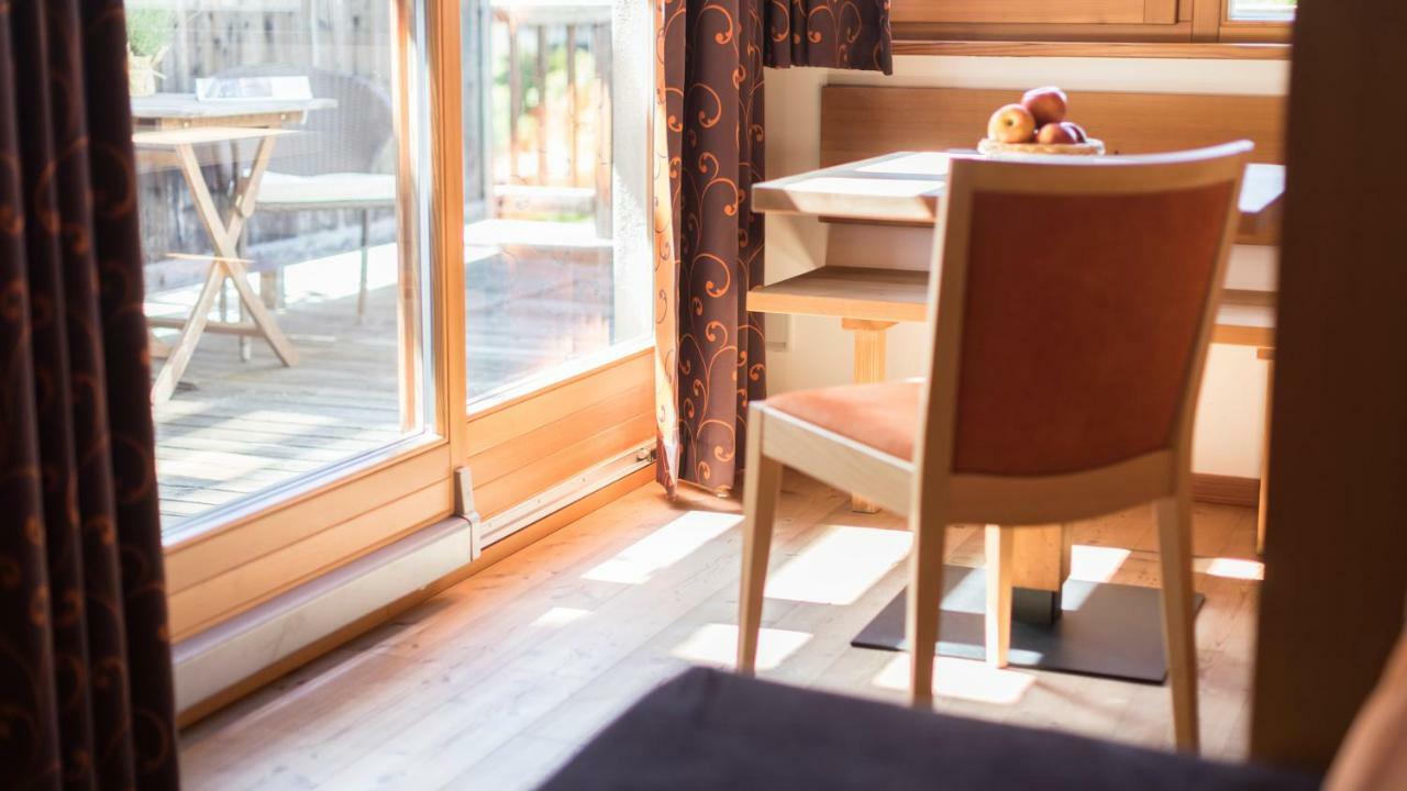 Biohotel Theiner'S Garten Lana Zewnętrze zdjęcie
