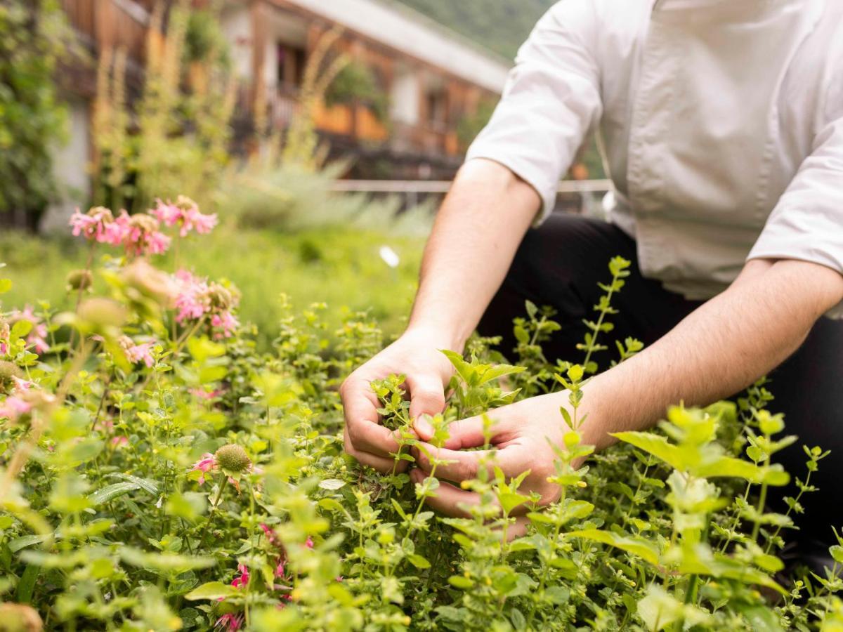 Biohotel Theiner'S Garten Lana Zewnętrze zdjęcie
